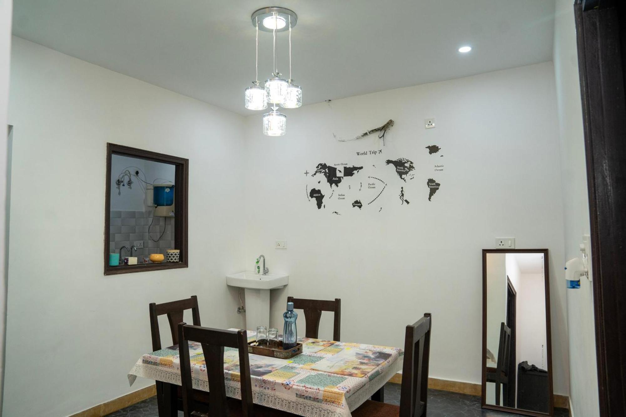 Footprint Hostel Udaipur Buitenkant foto